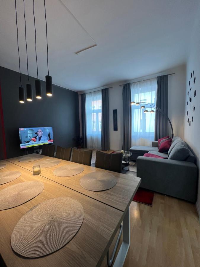 Spacious & Deluxe Big Apartment Near Prater Wien Exterior foto