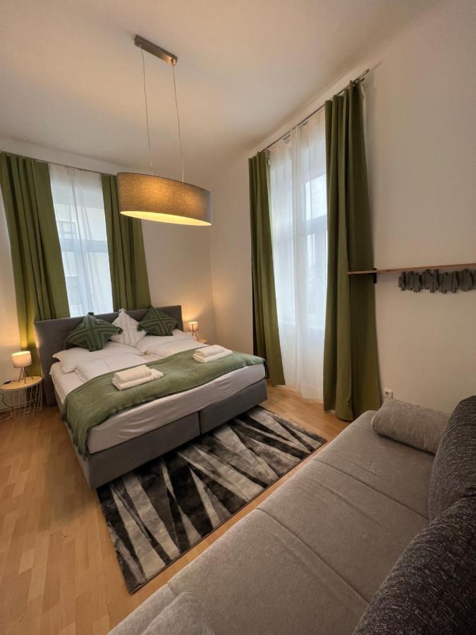 Spacious & Deluxe Big Apartment Near Prater Wien Exterior foto